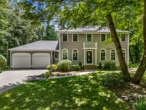 12 Alewive Farms Rd, Kennebunk, ME 04043