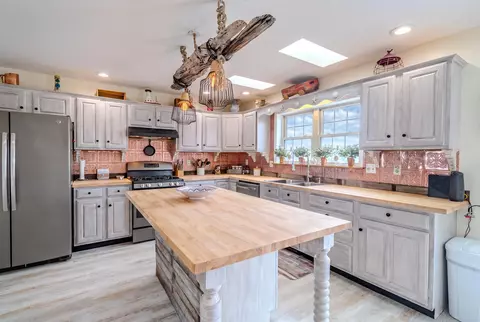 Kitchen - 79 Mill Pond Rd, Beals, ME 04611 photo 4 of 5