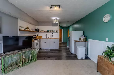 Kitchen - 79 Mill Pond Rd, Beals, ME 04611 photo 2 of 5