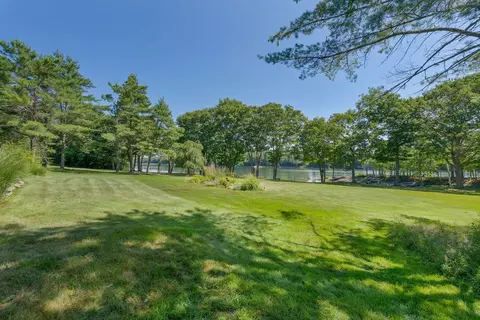 Exterior - 5 Pinefields Ln, Brunswick, ME 04011 photo 15 of 16