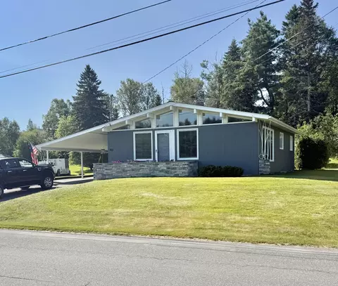 163 Fox St, Madawaska, ME 04756