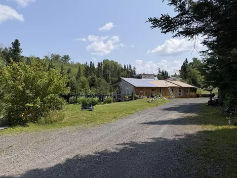 128 Beaulieu Rd, Saint David, ME 04773