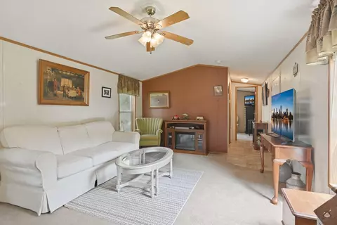 42 Sparrow Dr, Augusta, ME 04330 photo 10