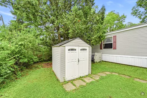 42 Sparrow Dr, Augusta, ME 04330 photo 4