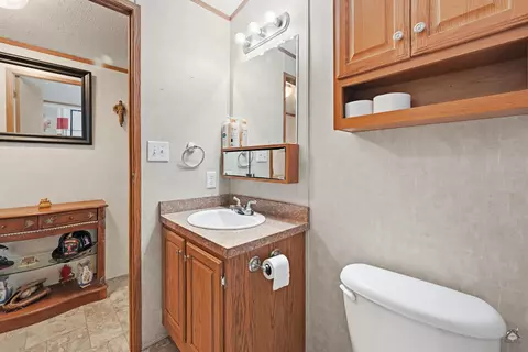 42 Sparrow Dr, Augusta, ME 04330 photo 14