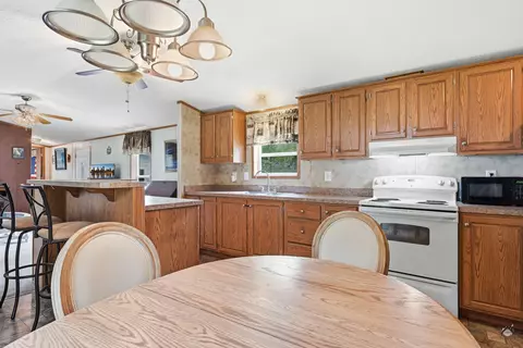 42 Sparrow Dr, Augusta, ME 04330 photo 19