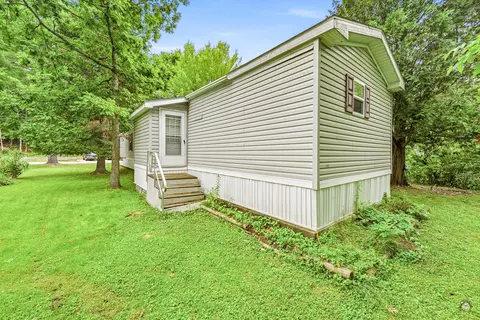 42 Sparrow Dr, Augusta, ME 04330 photo 5