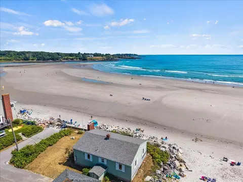 6 Vesper St, Scarborough, ME 04074