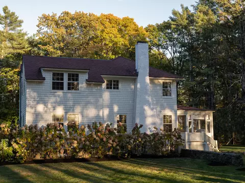 13 Foreside Rd, Falmouth, ME 04105