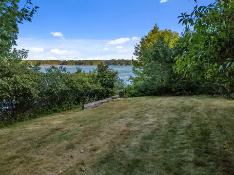 Exterior - 53 Annable Rd, Boothbay, ME 04537 photo 7 of 13