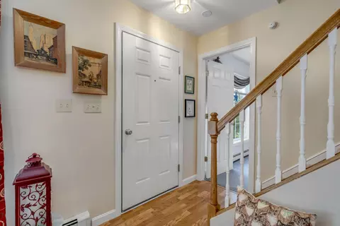 Entry Way - 53 Annable Rd, Boothbay, ME 04537 photo 1 of 4