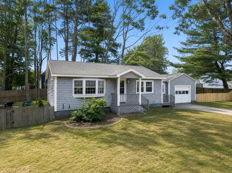 6 Wilson Ave, Brunswick, ME 04011