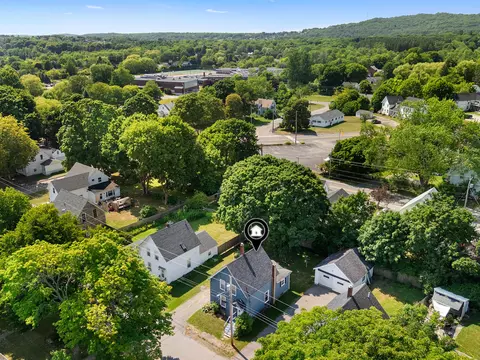 10 Frederick St, Rockland, ME 04841