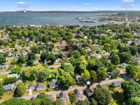 10 Frederick St, Rockland, ME 04841