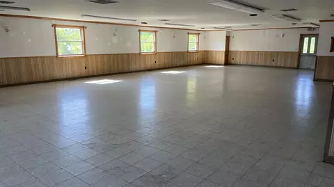400 Eastern Ave, Augusta, ME 04330 photo 3