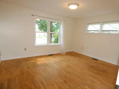 Bedroom - 5 Mayflower Rd, Augusta, ME 04330 photo 1 of 4