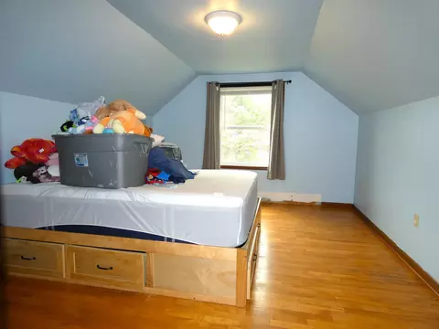 Bedroom - 5 Mayflower Rd, Augusta, ME 04330 photo 4 of 4