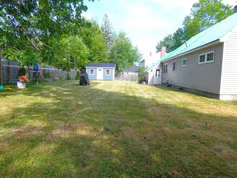 Exterior - 5 Mayflower Rd, Augusta, ME 04330 photo 4 of 7