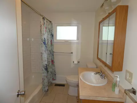 Bath - 5 Mayflower Rd, Augusta, ME 04330 photo 2 of 2
