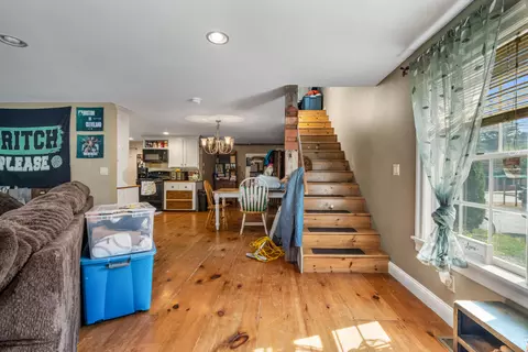 Entry Way - 43 Main St, Harrison, ME 04040 photo 2 of 16