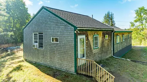 26 Jenkins Rd, Penobscot, ME 04476