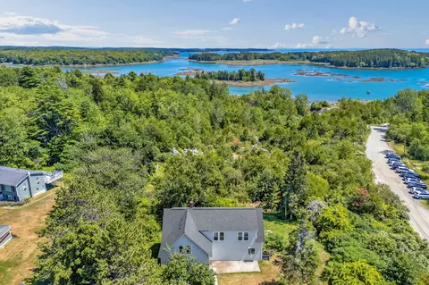 14 Mussel Farm Rd, Saint George, ME 04860