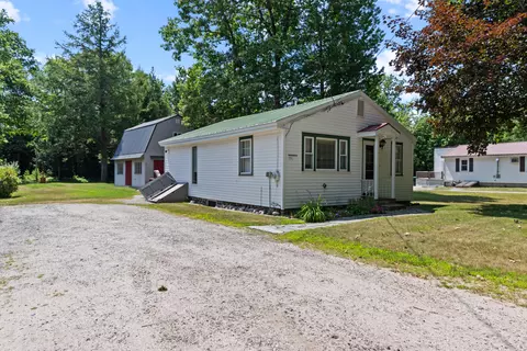 Exterior - 196 State Park Rd, Casco, ME 04015 photo 2 of 5