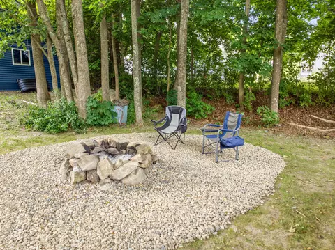 Exterior - 7 Boardman St, Calais, ME 04619 photo 4 of 16
