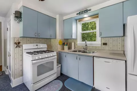Kitchen - 168 Deste Rd, Milo, ME 04463 photo 4 of 5