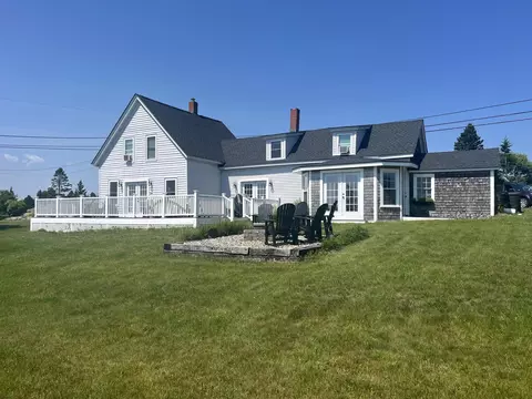 181 Crowley Island Rd, Gouldsboro, ME 04607