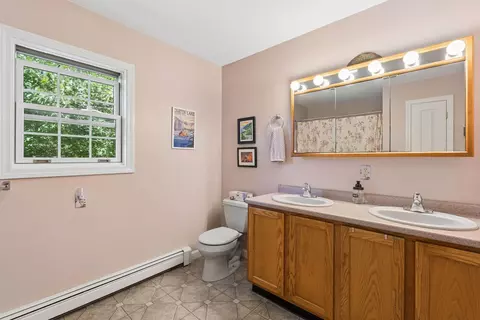 Bath - 1429 Main Rd, Phippsburg, ME 04562 photo 1 of 5