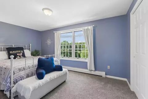 Bedroom - 1429 Main Rd, Phippsburg, ME 04562 photo 4 of 7