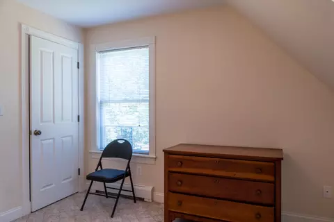 Bedroom - 9 Strawberry Patch Ln, Freeport, ME 04032 photo 8 of 11