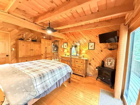 Bedroom - 31 Welch Dr, Casco, ME 04015 photo 8 of 9