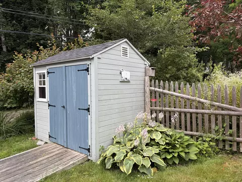 Exterior - 5 Riverview, Freeport, ME 04032 photo 5 of 6