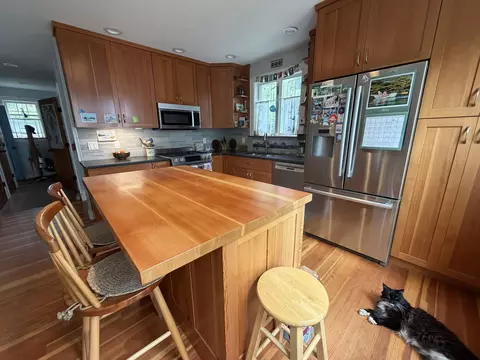 Kitchen - 5 Riverview, Freeport, ME 04032 photo 2 of 2
