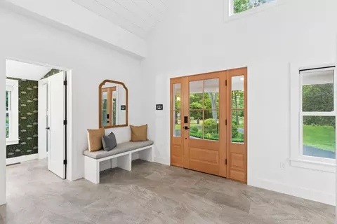 Entry Way - 71 Old Pool Rd, Biddeford, ME 04005 photo 2 of 9