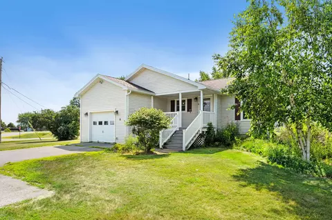 Exterior - 5 Cambridge Dr, Hermon, ME 04401 photo 9 of 13