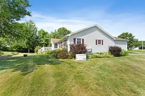 Exterior - 5 Cambridge Dr, Hermon, ME 04401 photo 11 of 13