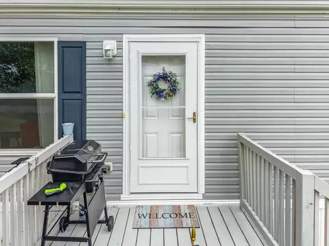 Exterior - 117 Sparrow Dr, Augusta, ME 04330 photo 5 of 6