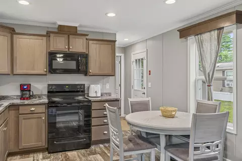 Kitchen - 117 Sparrow Dr, Augusta, ME 04330 photo 3 of 3