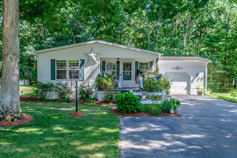 20 Chickadee Dr, Alfred, ME 04002