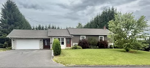 251 19th Ave, Madawaska, ME 04756