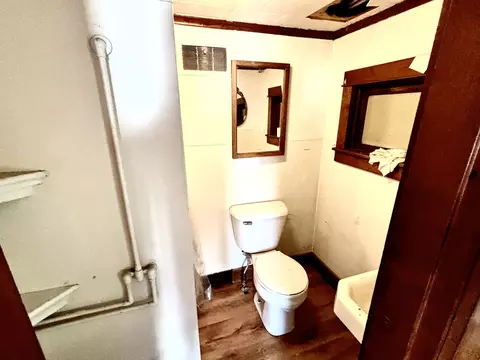 Bath - 85 School St, Millinocket, ME 04462 photo 3 of 3