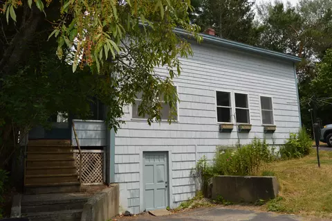 Exterior - 227 Cony Rd, Augusta, ME 04330 photo 2 of 11