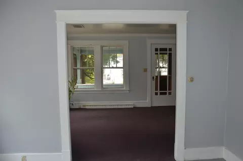 Living - 227 Cony Rd, Augusta, ME 04330 photo 2 of 5