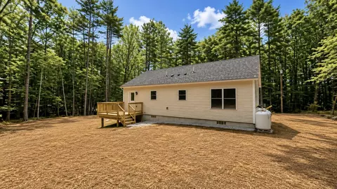 Exterior - 170 Silver Ln, Limerick, ME 04048 photo 7 of 7