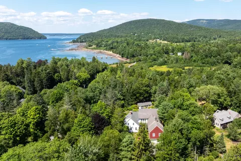 77 Manchester Rd Northeast Hbr, Mount Desert, ME 04662