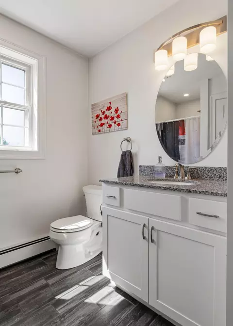 Bath - 47 Longfellow Rd, Gorham, ME 04038 photo 2 of 6