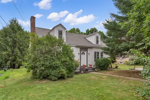 57 High Holborn St, Gardiner, ME 04345